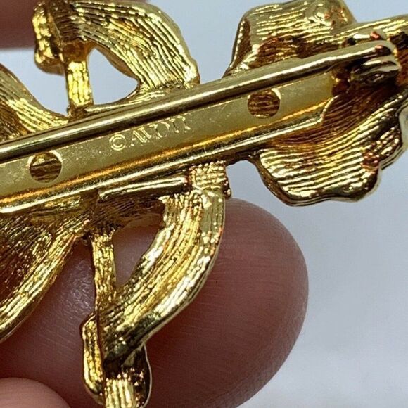 Scarecrow Gold Tone Avon Brooch Halloween Fall Pin - Picture 4 of 6